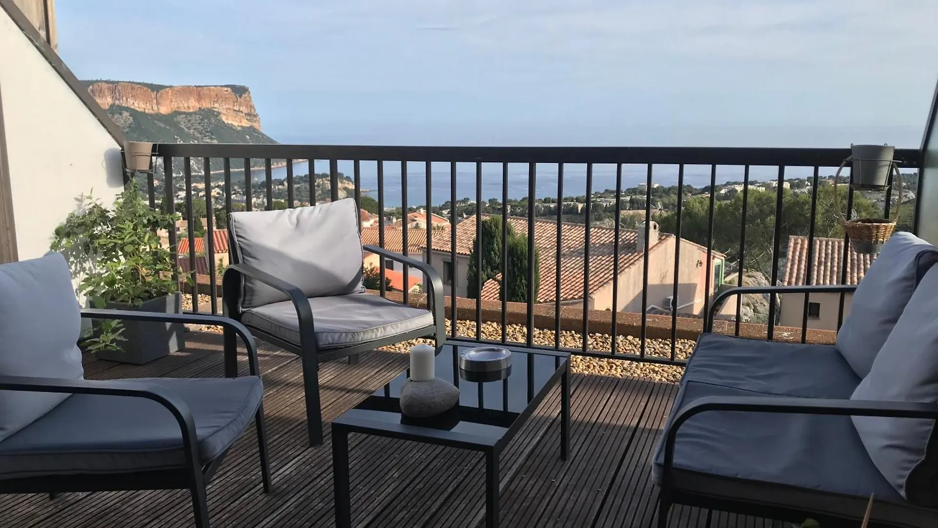 Magnifique Studio Cassis Vue Mer Apartment
